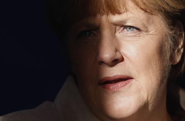 Μέρκελ: Χρειάζεται διεθνής συνεργασία για έλεγχο των προσφυγικών ροών